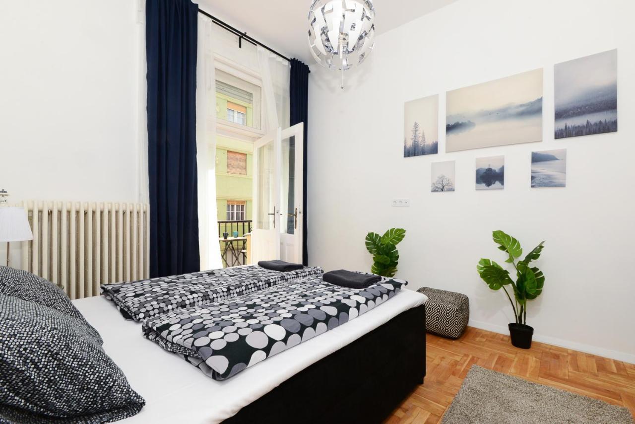 Akacfa 7 Two Bedroom Central Apartment Budapeste Exterior foto