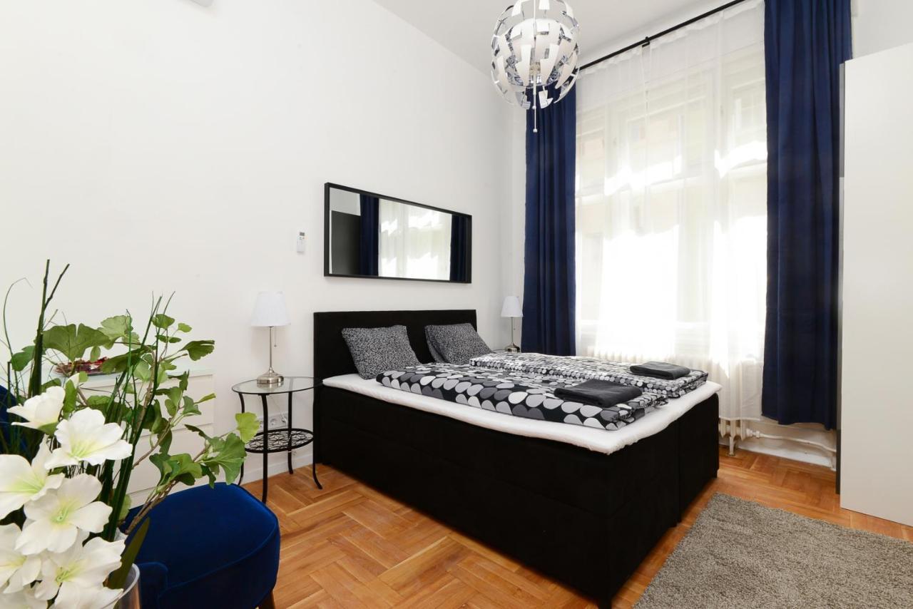 Akacfa 7 Two Bedroom Central Apartment Budapeste Exterior foto